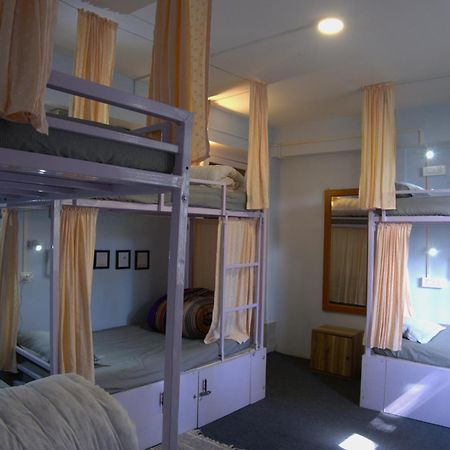 Tag Along 2 0 Hostel Гангток Екстериор снимка